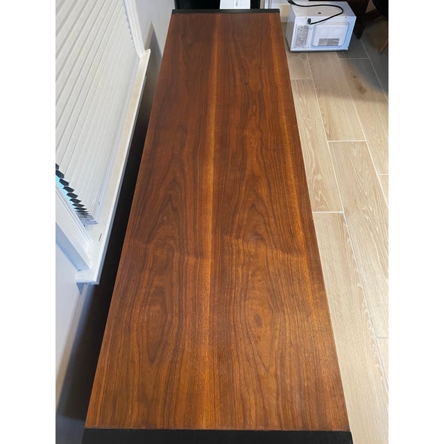 1960s Mid Century Modern Walnut Dresser by Dillingham and Merton Gershun For Sale - Image 9 of 12