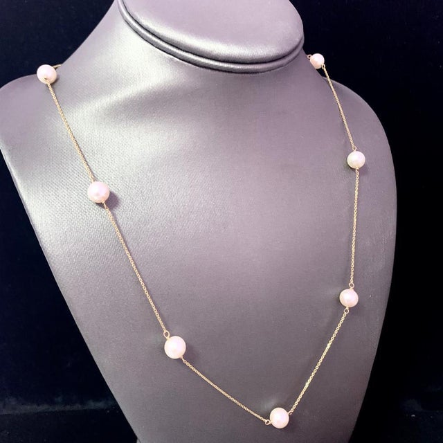 Metal Akoya Pearl Necklace 14 Karat Gold Women Certified For Sale - Image 7 of 8