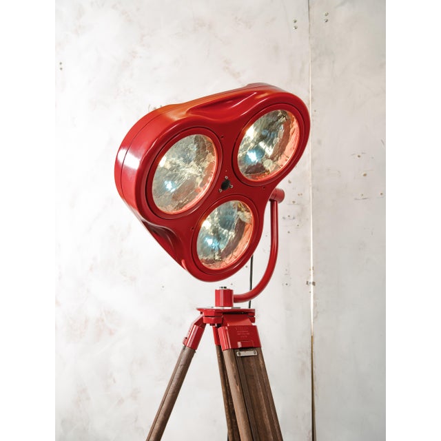 Surgical Hospital Spotlight Floor Lamp on Wooden Tripod from Heraeus Hanaulux, 1990s For Sale - Image 15 of 16