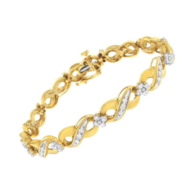 Contemporary 10K Yellow Gold Round-Cut Diamond Infinite Love Bracelet (1.00 cttw, I-J Color, I2-I3 Clarity) For Sale - Image 3 of 5
