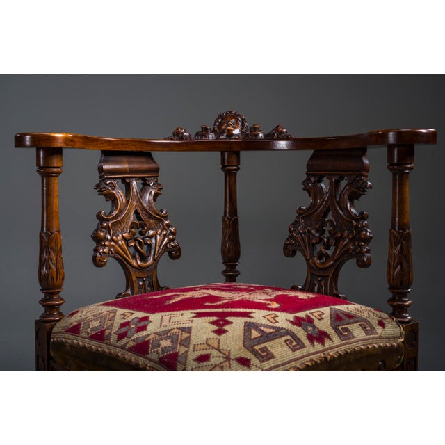 19th Century Italian Renaissance Style Carved Walnut Corner Chairs, Set of 2 For Sale - Image 3 of 18