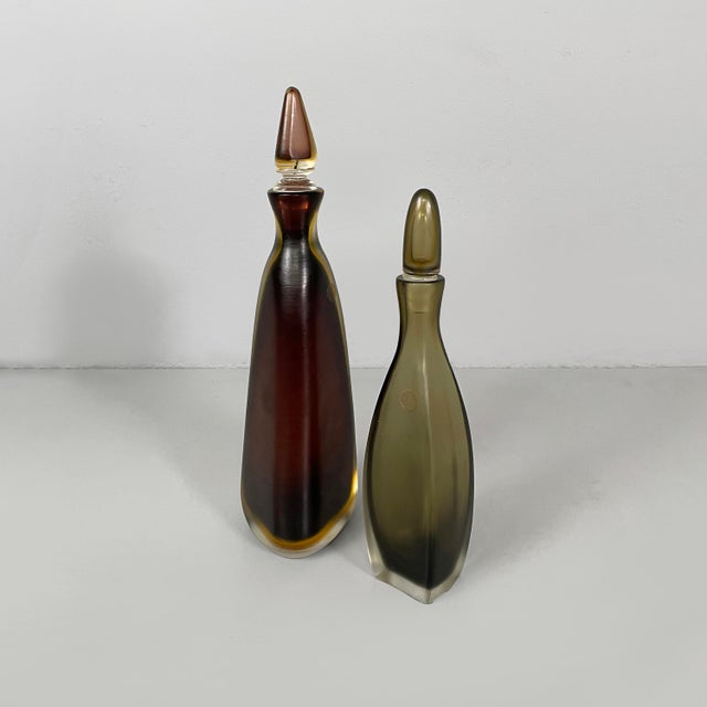 Italian Modern Red and Gray Murano Glass Bottles with Caps attributed to Venini, 1990s, Set of 2 For Sale - Image 17 of 17
