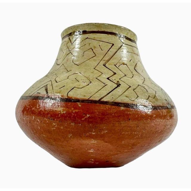 Tribal Vintage Peruvian Shipibo Tribe Amazon Rain Forest People Pottery Bowl For Sale - Image 3 of 5