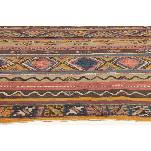 Berber Tribes of Morocco Taznakht Glaoui Moroccan Rug, 06'10 X 09'08 For Sale - Image 4 of 10