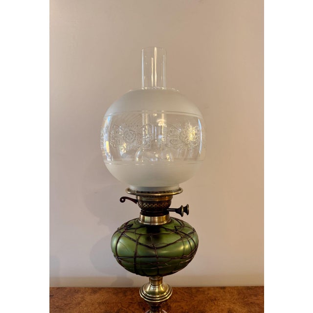 Wonderful quality antique Victorian copper and brass oil lamp, having a quality antique oil lamp having a glass chimney...