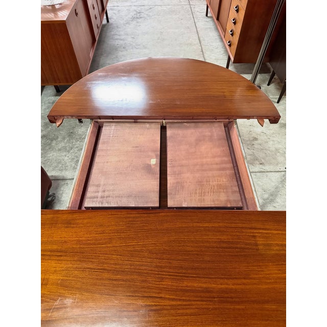 Mid-Century Modern Vintage Italian Extendable Dining Table, 1970s For Sale - Image 3 of 11