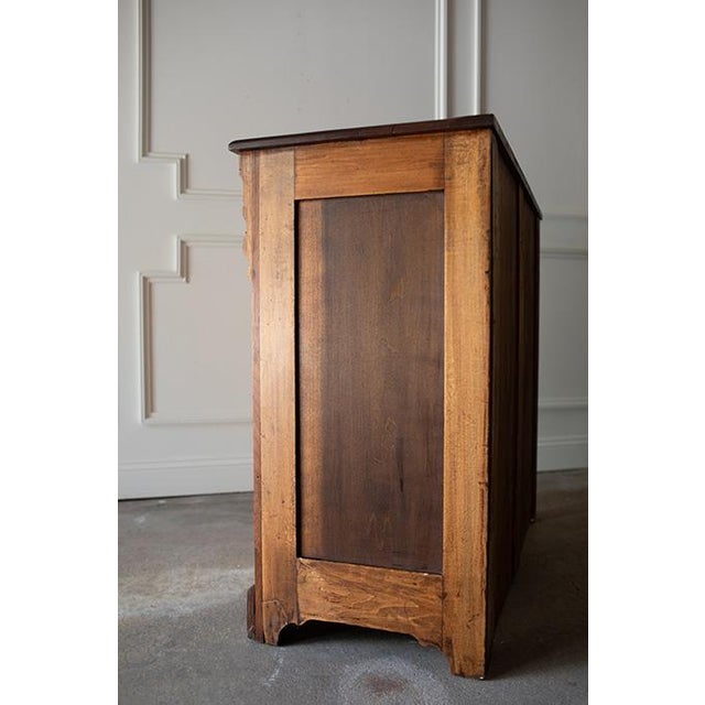 19th Century American Walnut Chest of Drawers With Knapp Joints For Sale - Image 9 of 17