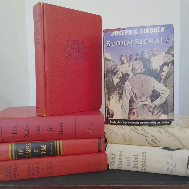 American Early 20th Century Novels on United States Civil War, the Second World War, Society & Politics Set of 7 Red Books For Sale - Image 3 of 8
