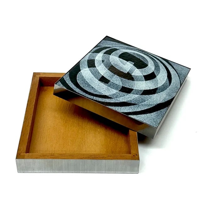 1980s Mid-Century Modern Grey Baked Enamel Trinket or Jewelry Box For Sale - Image 5 of 8