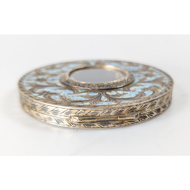 French Early 20th Century Italian .800 Silver and Blue Enamel Makeup Compact Box For Sale - Image 3 of 12