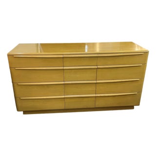 1950s Heywood Wakefield Wheat Rare Twelve Drawer Dresser For Sale