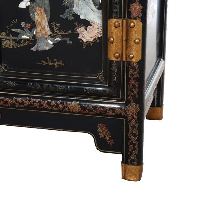 Early 20th Century Chinese Ebonized & Gilt Credenza With Figural & Floral Soap Stone Inlay 20thC For Sale - Image 4 of 17