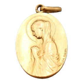 19.2k Gold Pendant For Sale