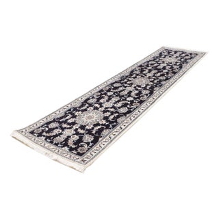 Nain Rug in Hand-Knotted Wool For Sale