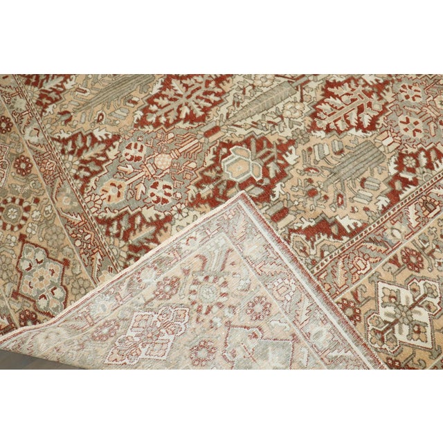 Early 20th Century Geometric Persian Bakhtiari Carpet - 10'6" x 13'4" For Sale - Image 4 of 10