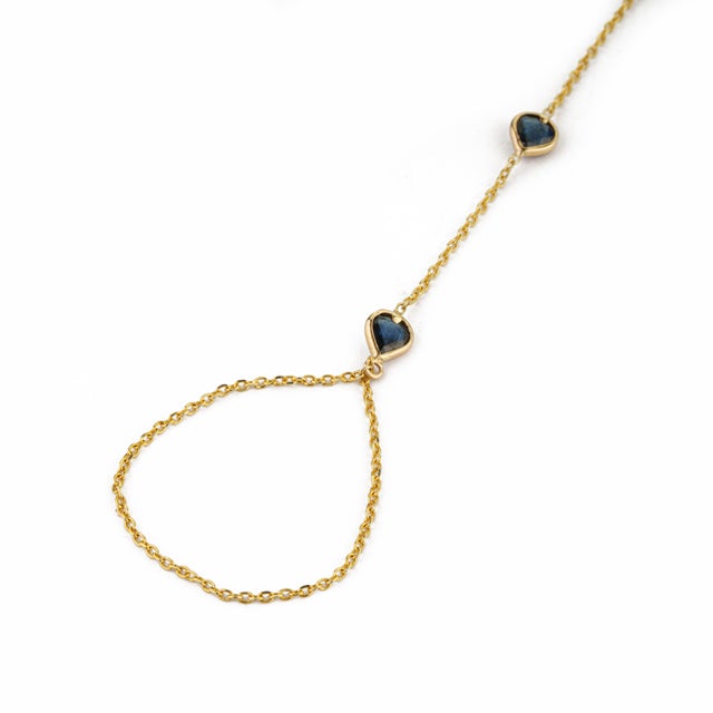 VR Jewels Antique Style 1.33ct Heart Cut Blue Sapphire Hand Chain Bracelet & Ring For Sale - Image 4 of 18