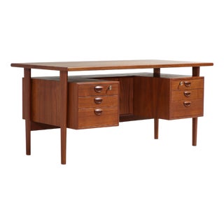 Freestanding FM60 Desk in Teak by Kai Kristiansen for Feldballes Møbelfabrik, 1960s For Sale