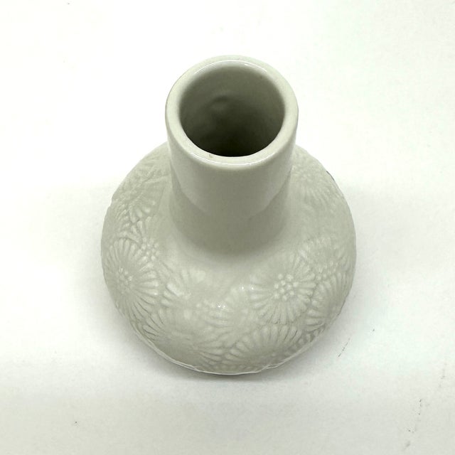 White Textured Ceramic Mid-Century Vase Curation, Made in Germany - Group of 5 For Sale - Image 15 of 18