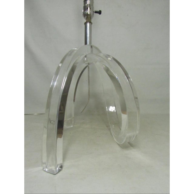 Mid-Century Modern Mid-Century Lucite Pretzel Lamp by Dorothy Thorpe For Sale - Image 3 of 16