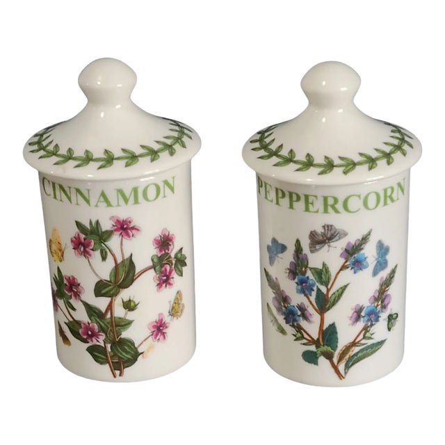 Pair of Vintage Portmeirion Botanic Garden Spice Jars Cinnamon & Peppercorn For Sale
