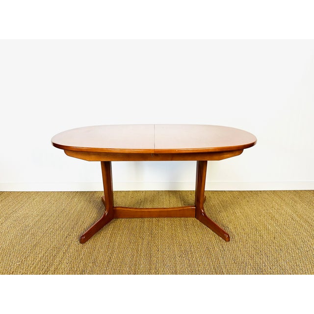 Brown Vintage Extendable Oval Dining Table in Teak from G-Plan, 1960s For Sale - Image 8 of 18