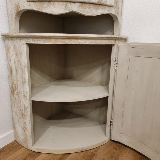 Mid 19th Century Antique Swedish Corner Cabinet in Gustavian Style With Swans-Neck Style Top For Sale - Image 5 of 14