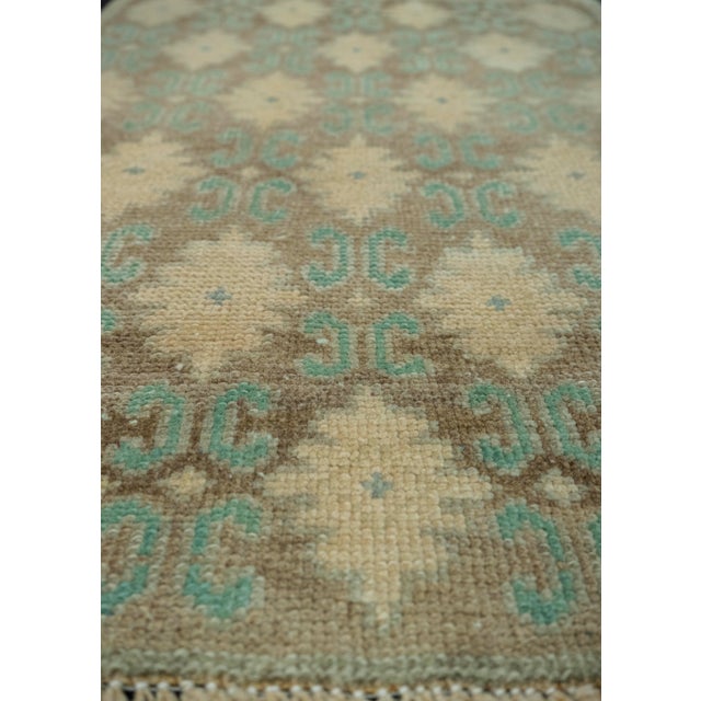 Turkish Vintage Rug 2' x 3'2" #20537 For Sale In Houston - Image 6 of 8