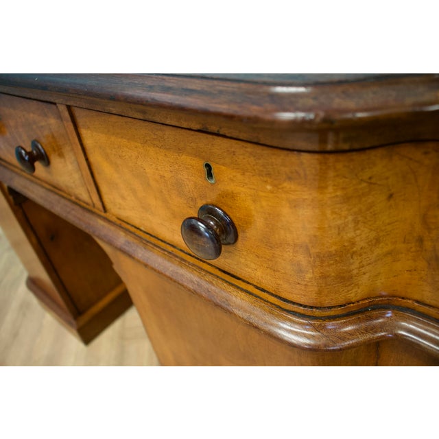 Antique Victorian British Desk, 1880s For Sale - Image 5 of 12