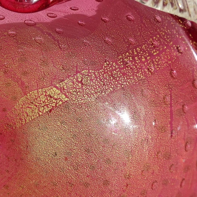 Murano Cranberry Pink Gold Flecks Control Bubbles Vintage Italian Art Glass Apple Ring Dish Bowl For Sale In Orlando - Image 6 of 9