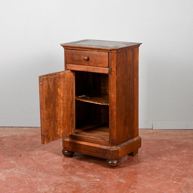 Bedside Table in Wood and Veneer For Sale - Image 13 of 18
