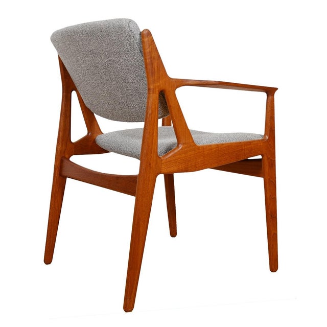 Arne Vodder Arne Vodder Set of 4 (1 Arm + 3 Side) Pivot Back Dining Chairs For Sale - Image 4 of 9