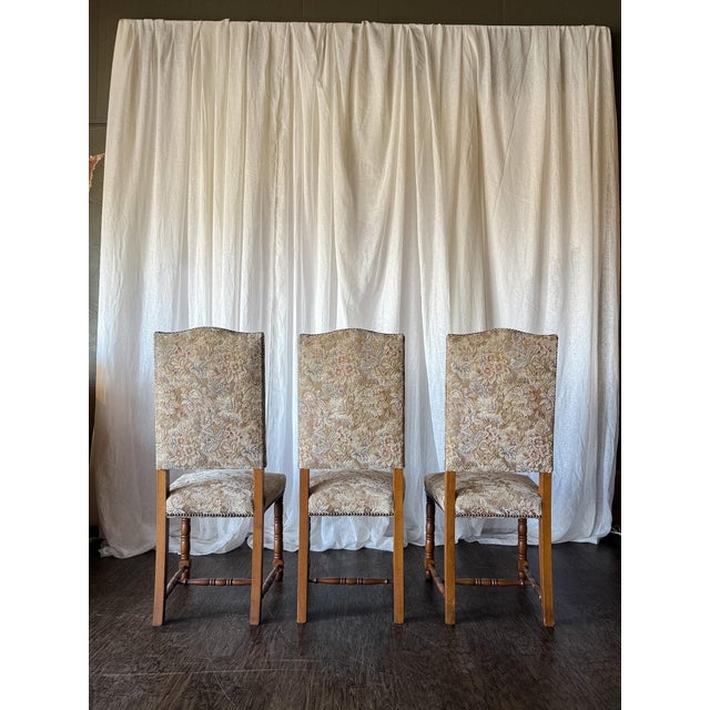 Late 19th Century Set of Six Floral Tapestry Dining Chairs With Turned Legs For Sale - Image 6 of 8