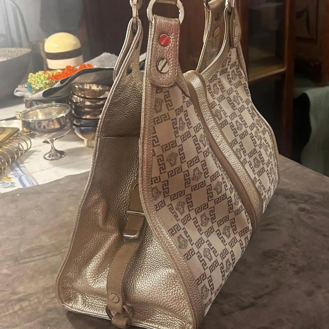 Vintage Gianni Versace Metallic Medusa Monogram White Shoulder Bag For Sale - Image 6 of 7