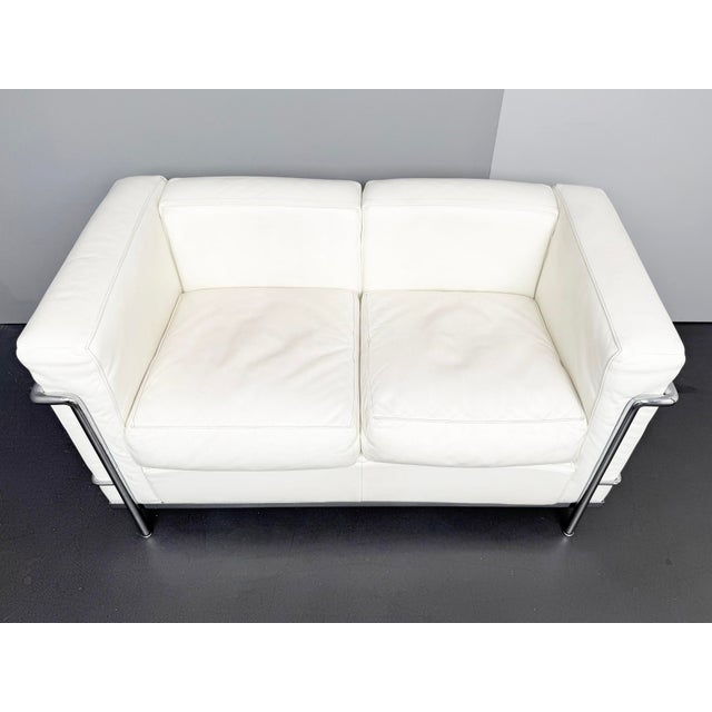 LC2 2-Seater Sofa by Le Corbusier for Cassina, Italy, 2000s, in Very Good conditions. Designed 1920 to 1949 This piece has...