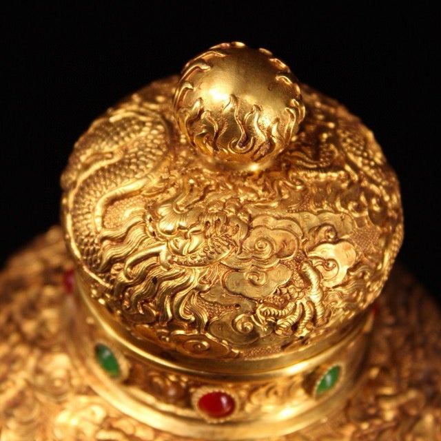 1910s Early 20th Century Ornate Chinese Gilt Bronze Repoussé Dragon Jar With Ruby & Emerald Accents and Cover ("Qianlong" Style) For Sale - Image 5 of 9