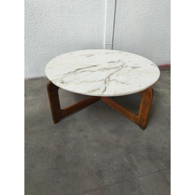 Mid-Century Modern Coffee Table, Spain, 1980, in Flawless conditions. Designed 1980 to 1989
