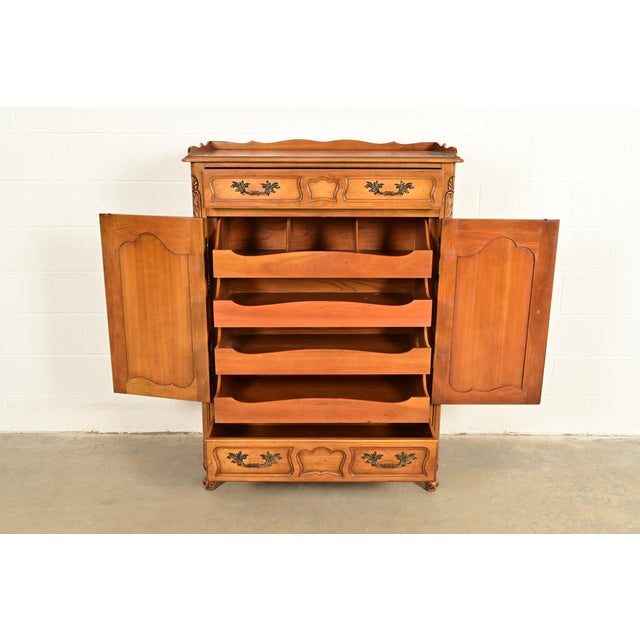1940s French Provincial Louis XV Fruitwood Gentleman's Chest by Fancher, Circa 1940s For Sale - Image 5 of 17