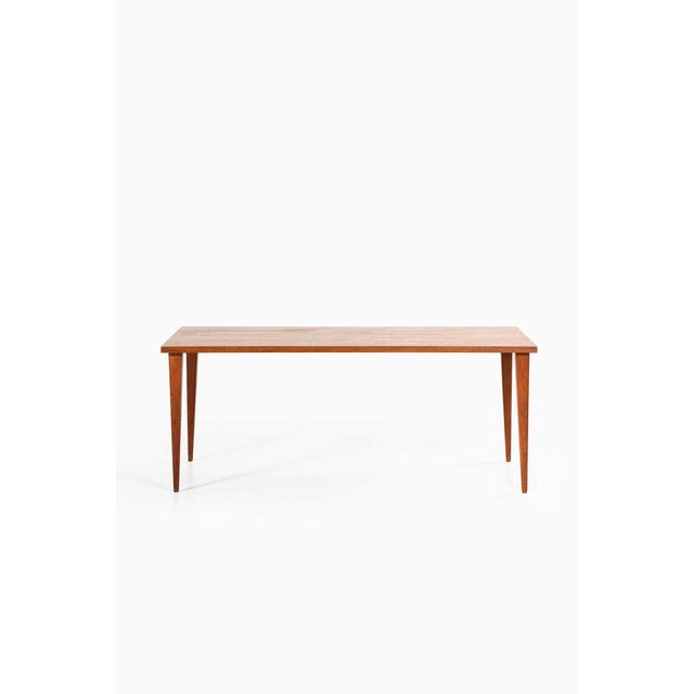 This very rare dining set, designed by nanna ditzel and produced by poul kolds savværk in denmark during the 1950s, is a...