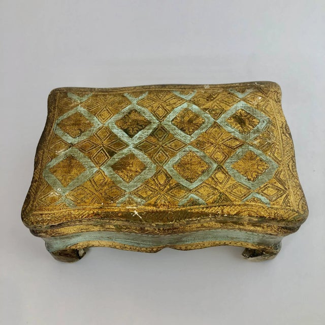 1970s Vintage Italian Florentine Gold Green Footed Trinket Jewelry Box For Sale - Image 5 of 10