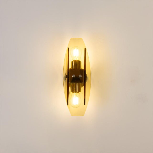 Mid-Century Modern Amber Murano Glass Sconces from Veca, 1970s, Set of 2 For Sale - Image 3 of 7