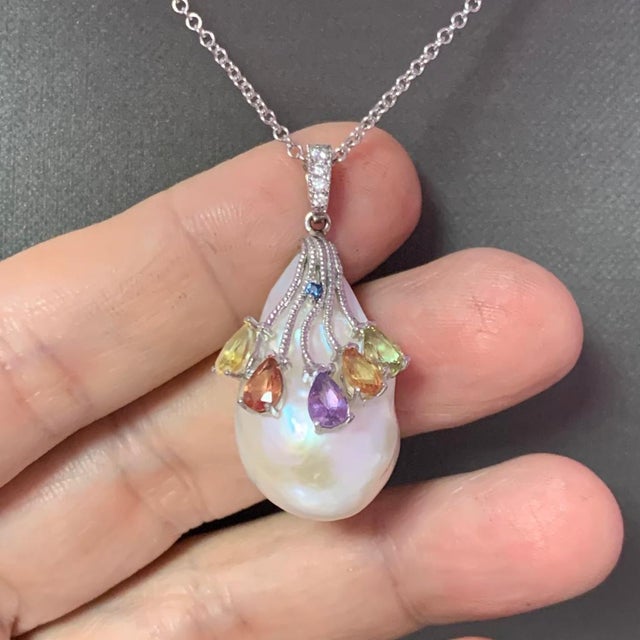 2010s Diamond Sapphire FW Pearl Necklace 14k Gold Italy Certified For Sale - Image 5 of 10
