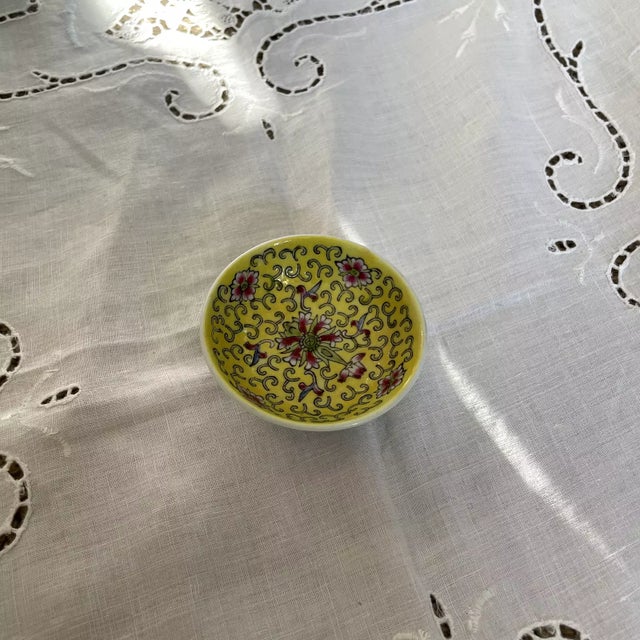 Ceramic Vintage Chinese Dinner Set- 36 Pieces For Sale - Image 7 of 12