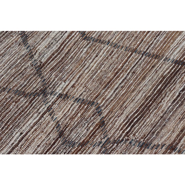 Modern Causal Tribal Rug in Wool With Free Flowing Design in Cream and Blue's For Sale - Image 12 of 12