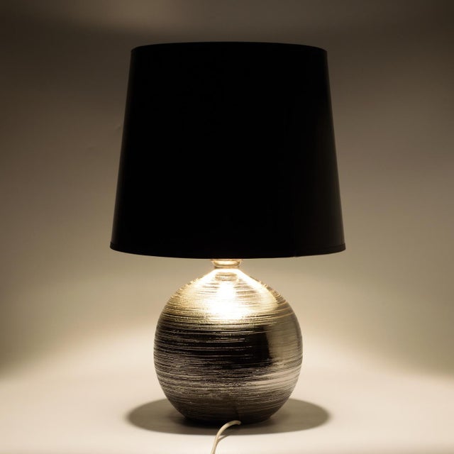 1970s Ball-Shaped Silver Ceramic Table Lamp by Aldo Londi for Bitossi, 1970s For Sale - Image 5 of 15