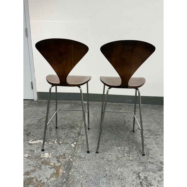 Late 20th Century Norman Cherner for Cherner Chair Company Cherner Counter Stools, Pair For Sale - Image 5 of 12
