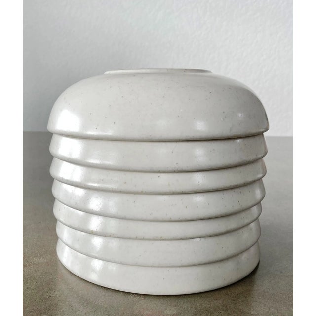 Metlox Manufacturing Company Circa 1959 Metlox PoppyTrail Woodland Gold Pattern No. 560 Coupe Bowl – Set of 7 For Sale - Image 4 of 13