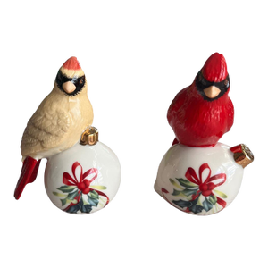 Vintage Lenox Christmas Cardinal Birds Salt & Pepper Shakers Holidays Nature Farmhouse Traditional Victorian