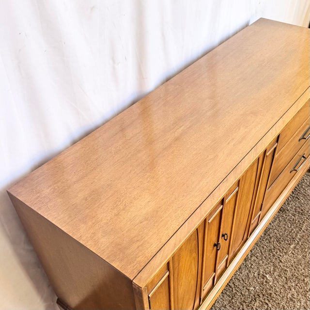 Mid 20th Century Mid Century Modern Walnut Credenza For Sale - Image 5 of 11