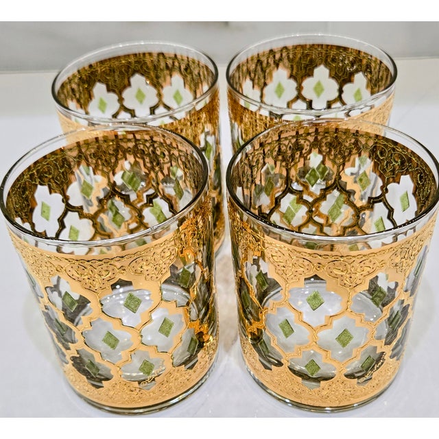 These vintage Culver old fashioned glasses feature the iconic 22K gold “Valencia” pattern with a Moroccan-style trellis...