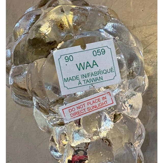 1970s-80s glass w/ gold tone "stem" grape bunch paper weight. Excellent condition.